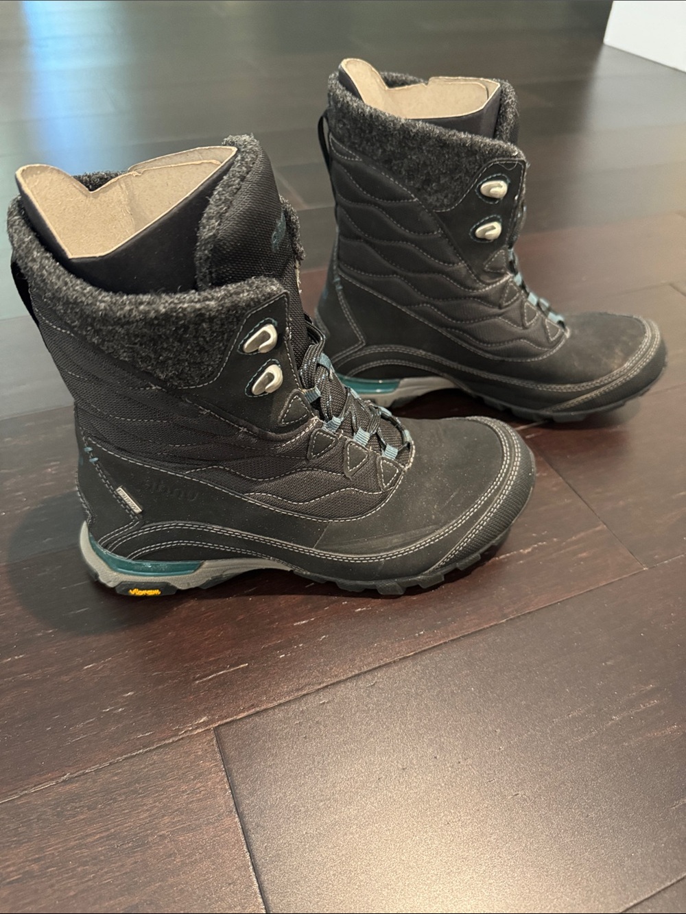 Ahnu by Teva Sugarfrost Insulated Waterproof  Boots